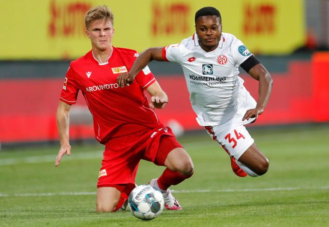 球队在引援 球队在引援