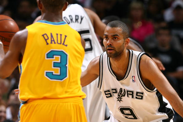 疑让众多球 疑让众多球