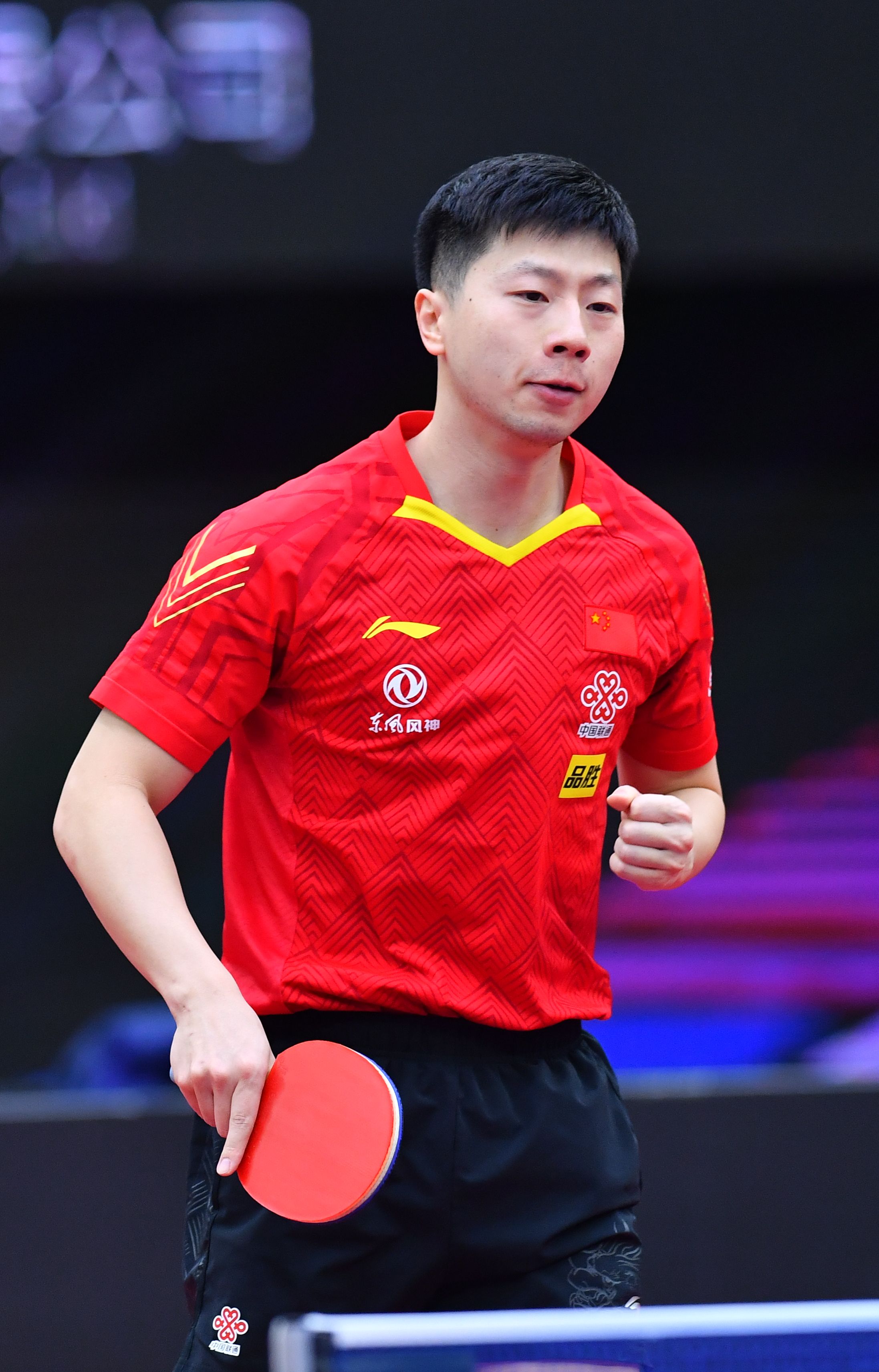 将与板垣强 将与板垣强